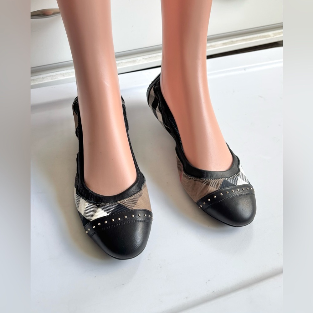 Burberry Bridle House Check Southwark Ballerina Flats Studded Cap Toe EU Size 39